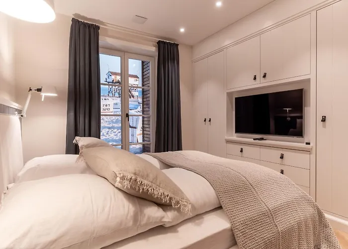 Semesterbostad Weivz Spo Reetdachhaus Weivz Spo *